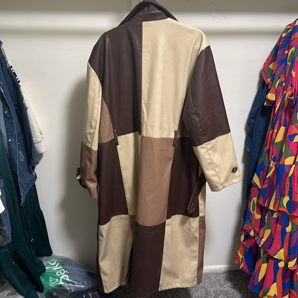 Brown Patterned Leather Coat - image 2